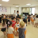 朝鮮初中級学校との交流（４，５歳児）